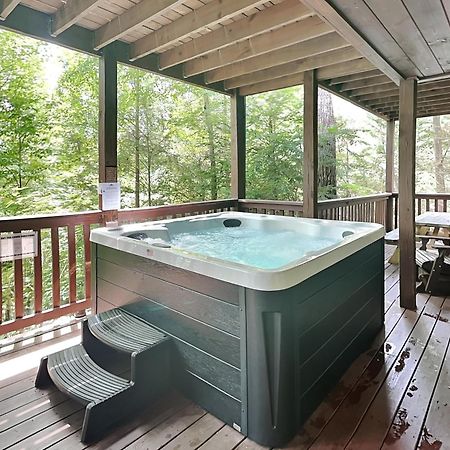 Above The Clouds, 4 Bedrooms, Pool Access, Private, Gaming, Sleeps 16 Gatlinburg Zewnętrze zdjęcie