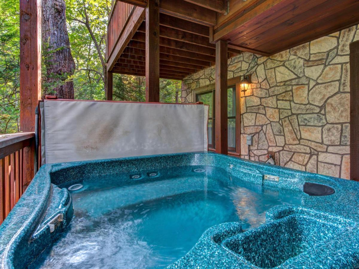 Above The Clouds, 4 Bedrooms, Pool Access, Private, Gaming, Sleeps 16 Gatlinburg Zewnętrze zdjęcie