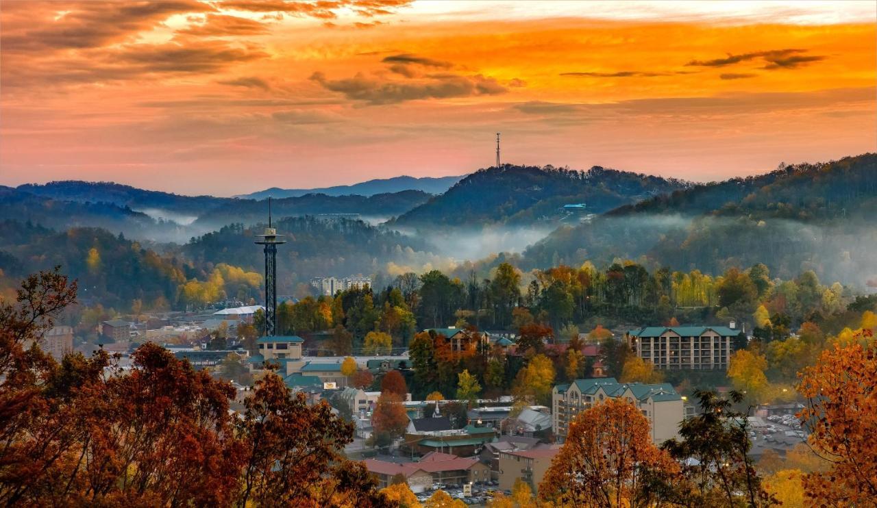 Above The Clouds, 4 Bedrooms, Pool Access, Private, Gaming, Sleeps 16 Gatlinburg Zewnętrze zdjęcie