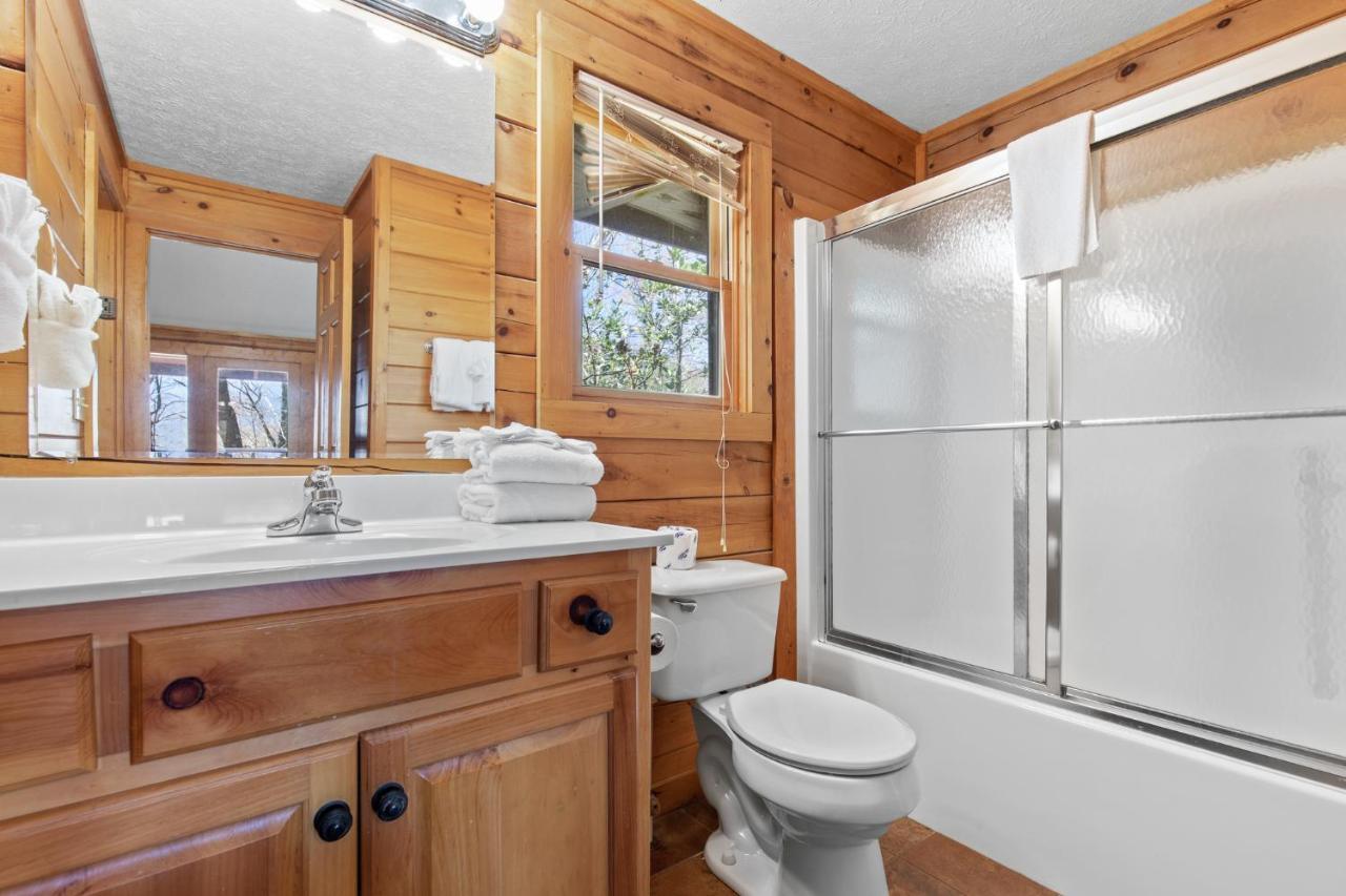 Above The Clouds, 4 Bedrooms, Pool Access, Private, Gaming, Sleeps 16 Gatlinburg Zewnętrze zdjęcie