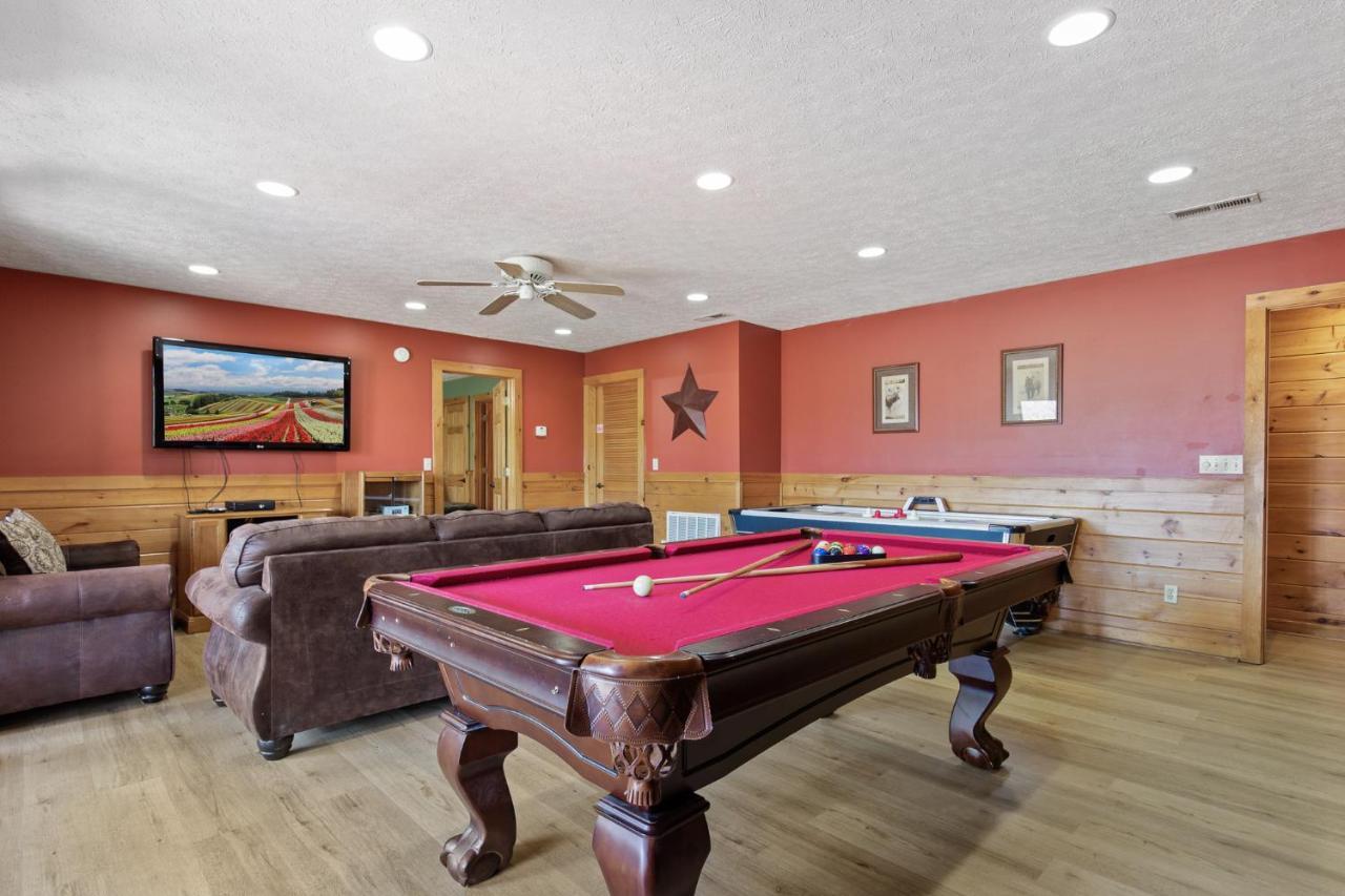 Above The Clouds, 4 Bedrooms, Pool Access, Private, Gaming, Sleeps 16 Gatlinburg Zewnętrze zdjęcie