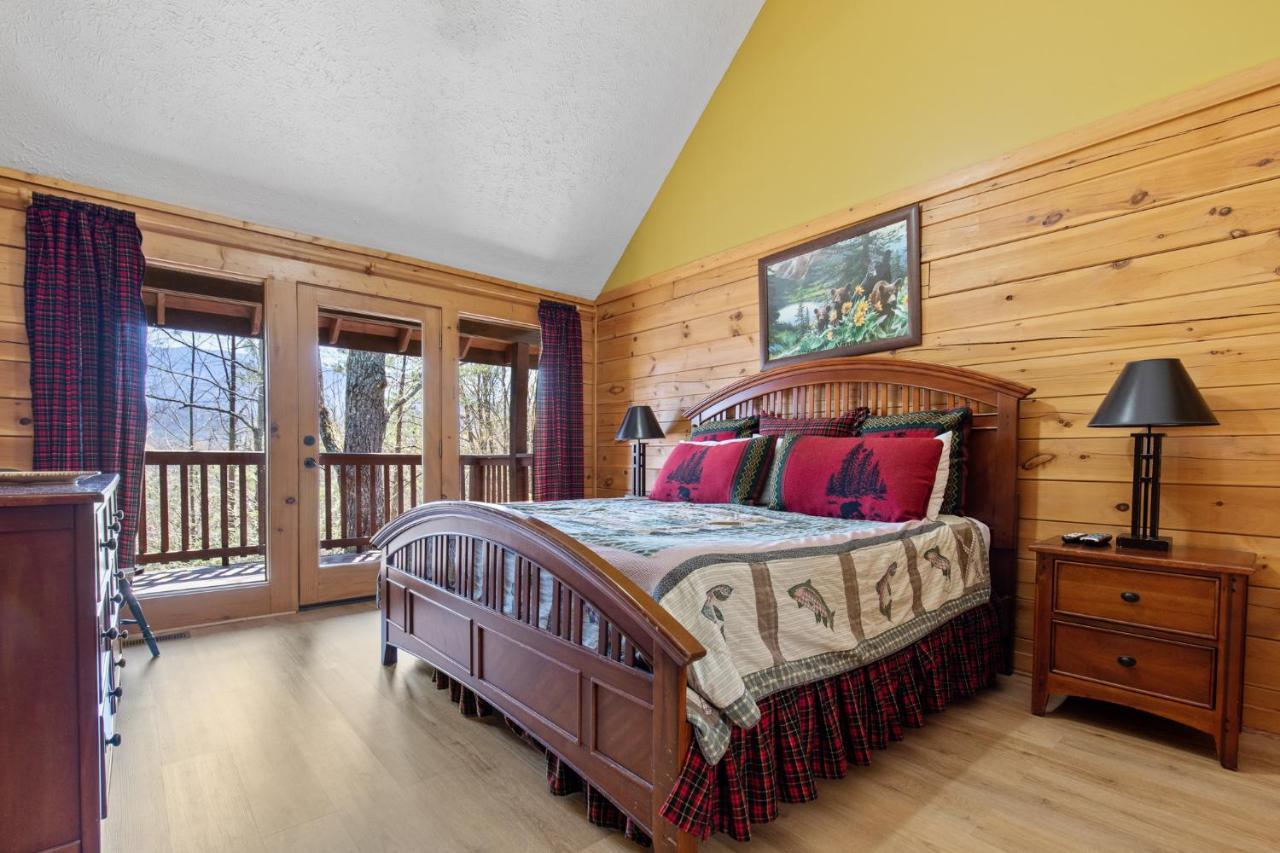Above The Clouds, 4 Bedrooms, Pool Access, Private, Gaming, Sleeps 16 Gatlinburg Zewnętrze zdjęcie