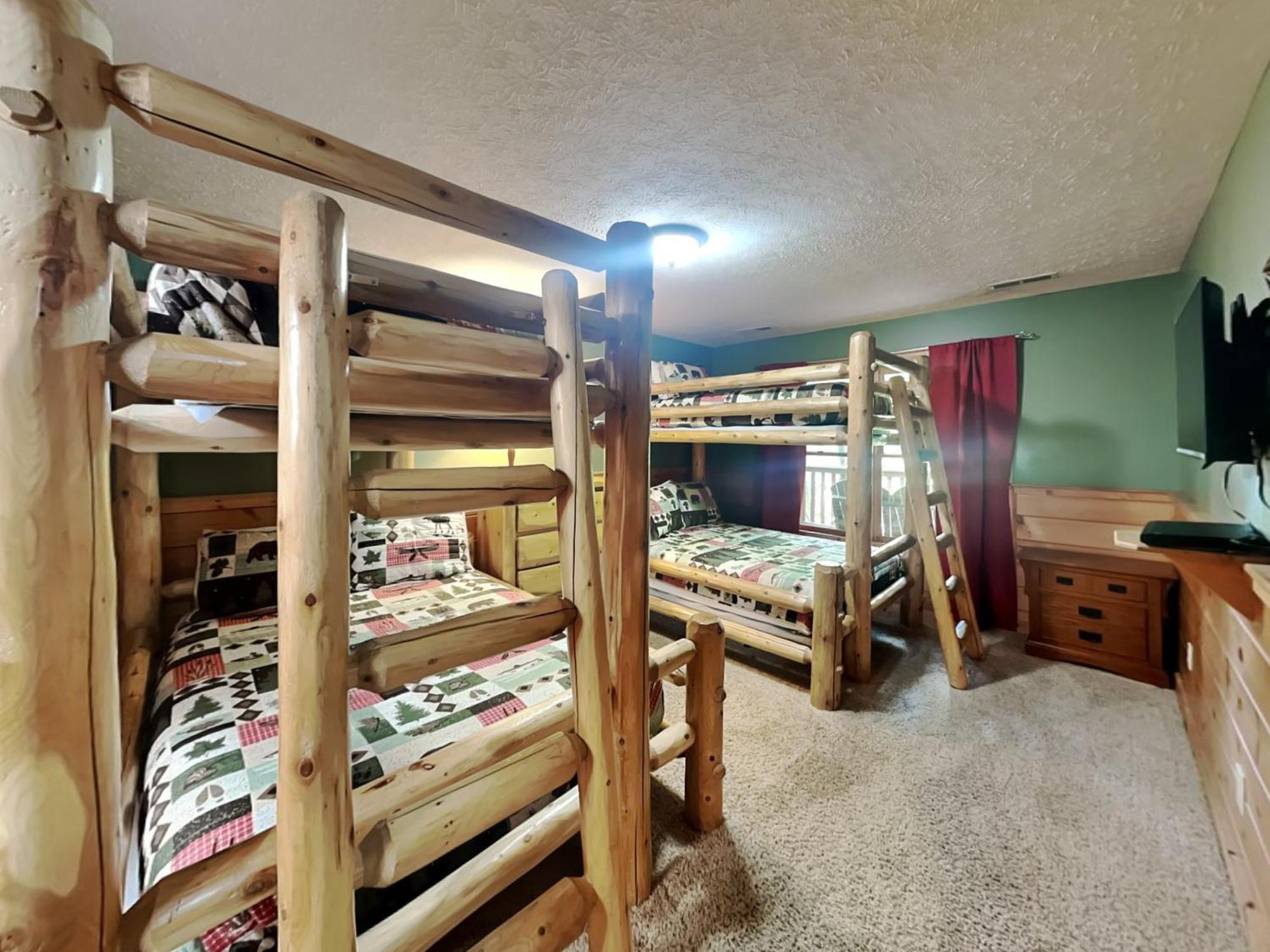 Above The Clouds, 4 Bedrooms, Pool Access, Private, Gaming, Sleeps 16 Gatlinburg Zewnętrze zdjęcie